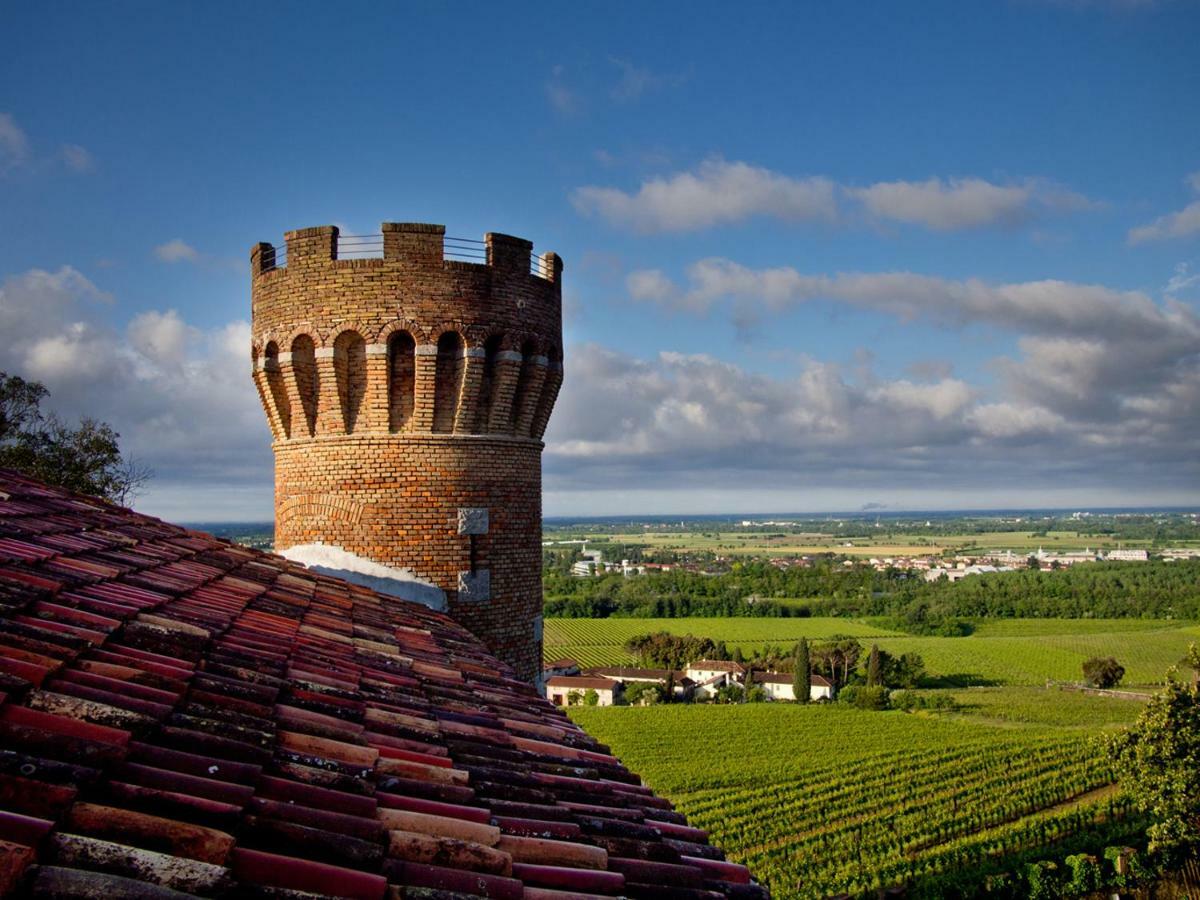 Hotel Castello Di Buttrio Exterior foto